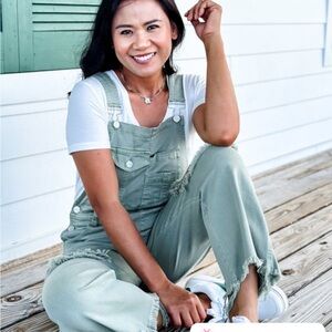 Risen brand distressed overalls